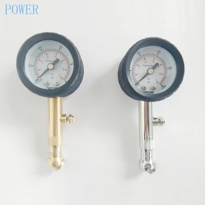 Are there any car tire gauges with a long - lasting battery?